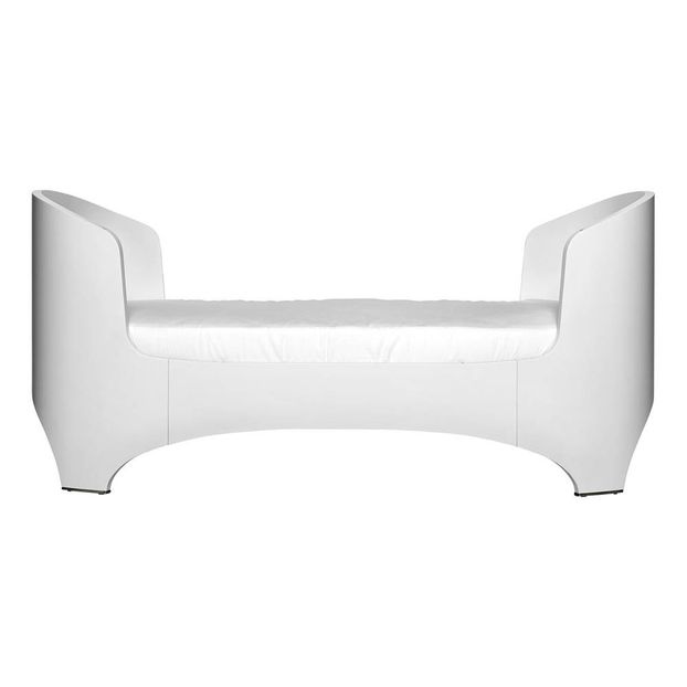 Convertible Oval Cot Complete With Comfort+7 Mattress-product