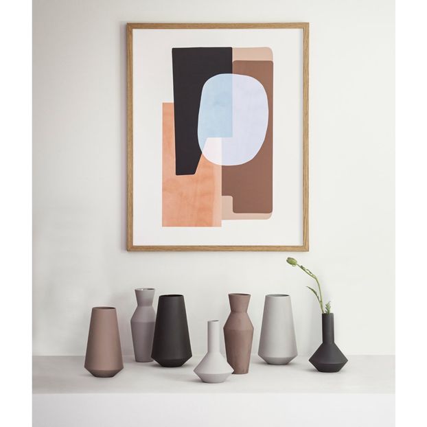 Well Procelain Vase-product