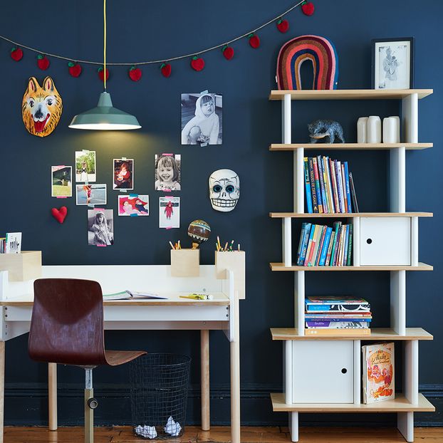 Vertical Bookshelf-product