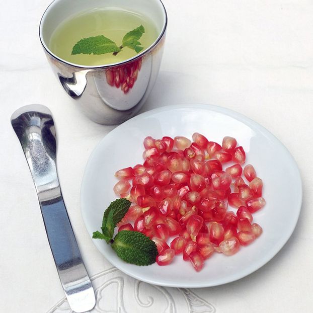 Mini assiettes Soucoupes Affamées en porcelaine - Vendues par 6-product