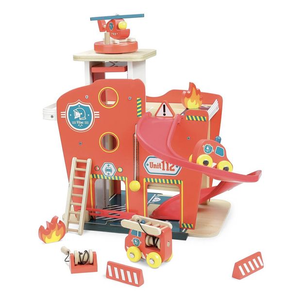 Caserne de pompiers en bois - 10 pièces-product