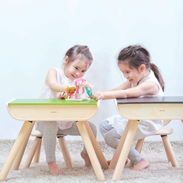 Bureau pour enfant - Plateau noir en planwood-product