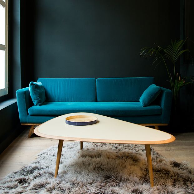 Couchtisch aus massiver Eiche-product