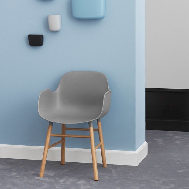 Chaise avec accoudoirs Form en chêne-product