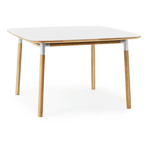 Tisch Form 120x120 cm -product