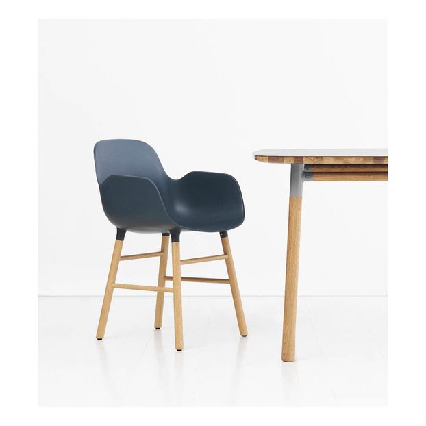 Tisch Form 120x120 cm -product