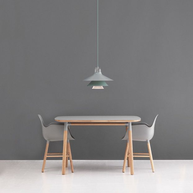 Mesa Form cuadrada 120x120 cm-product