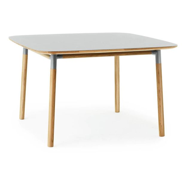 Mesa Form cuadrada 120x120 cm-product