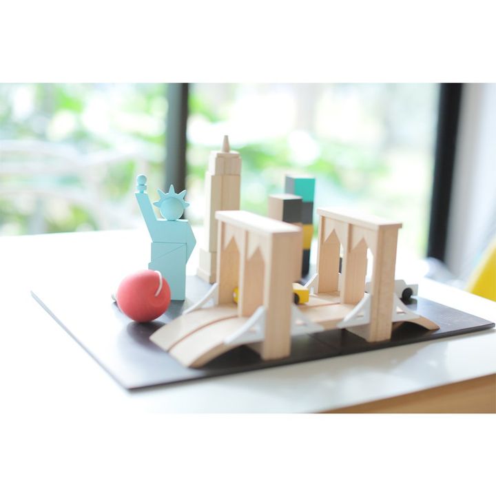 Juego de madera imantado machi New York- Imagen del producto n°2