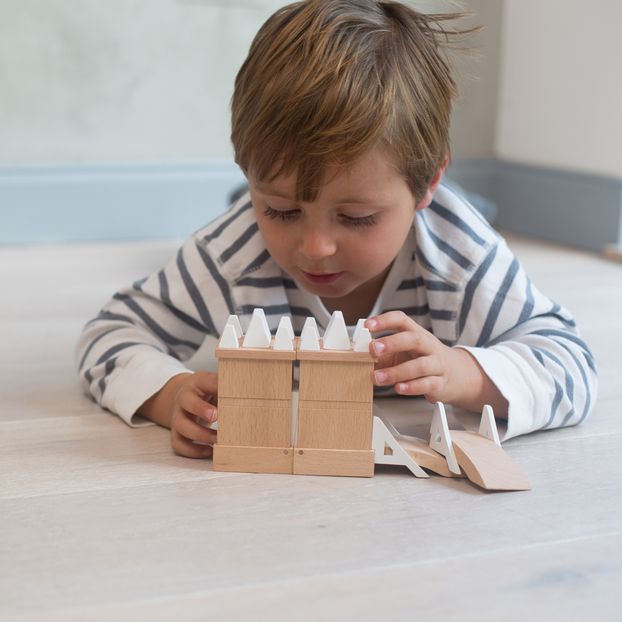 Tower Bridge Magnetic Wooden Game-product