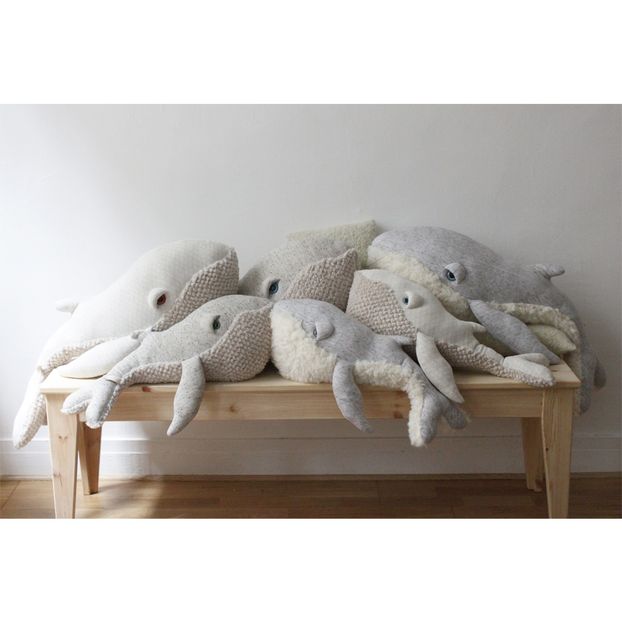 Doudou géant baleine Grandma 83 cm-product