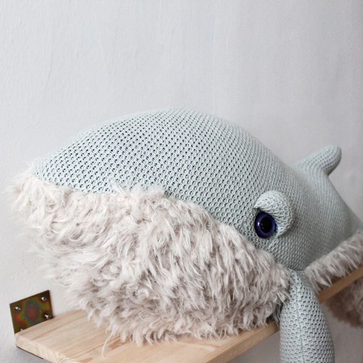 Peluche géante baleine Grandma 83 cm | Vert de gris- Image produit n°5