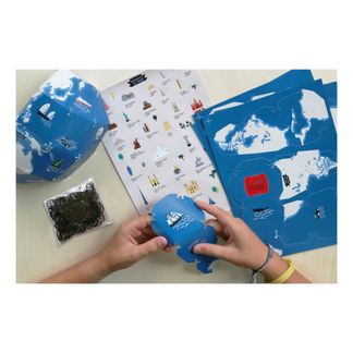 Pirouette Cacahouète Globo 3D para montar con 45 pegatinas-listing