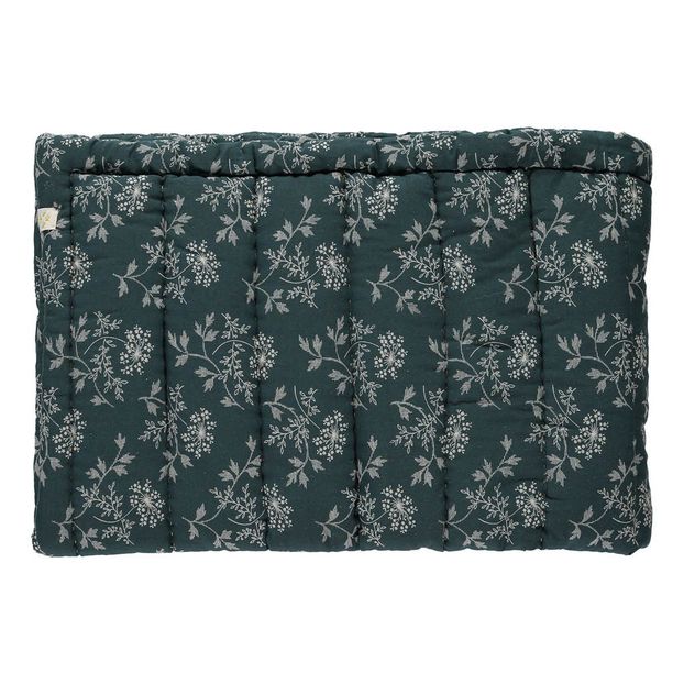 Couverture matelassée brodée main Hanako Floral en coton-product