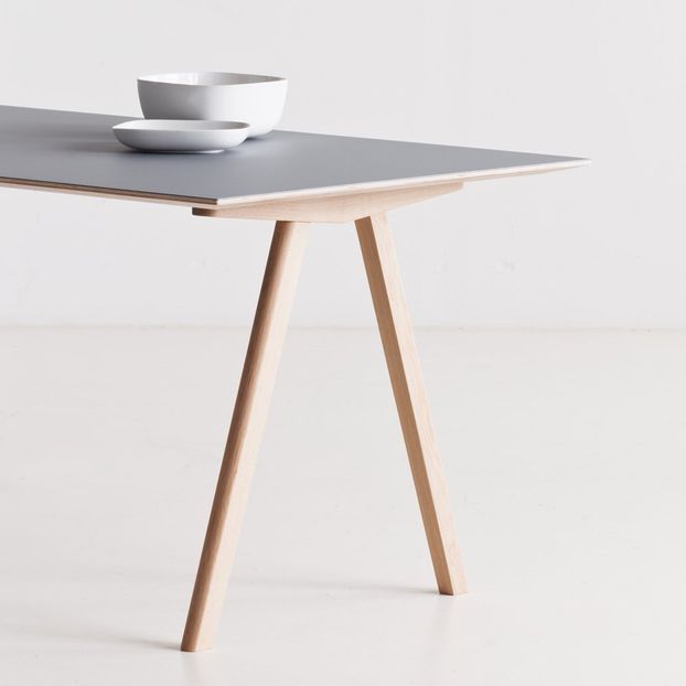 Schreibtisch CPH 10, Eichenholz, grau, Ronan et Erwann Bouroullec -product