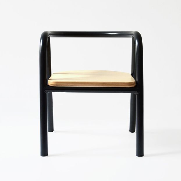 Chaise enfant en métal-product