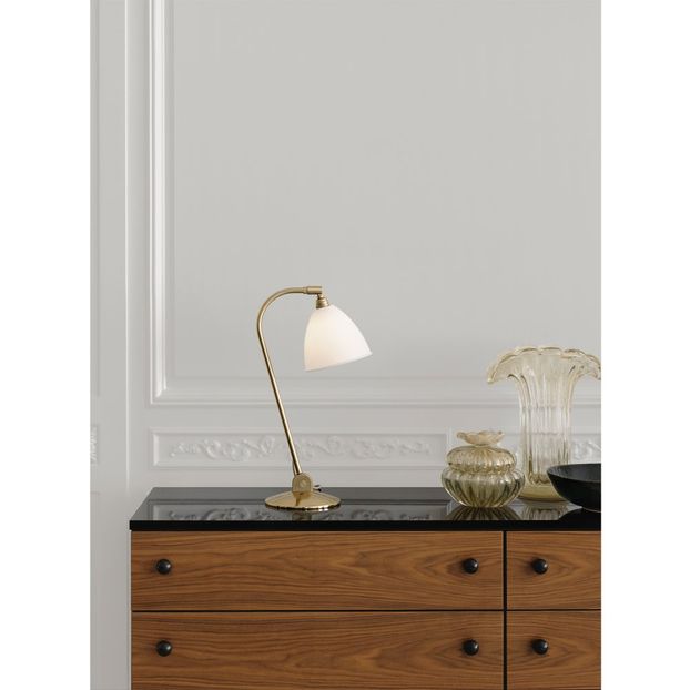 Niedrige Kommode aus Nussbaum, Greta M. Grossman, 1952-product