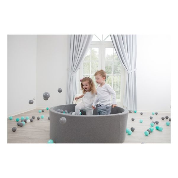Bällebad mit runden, weißen und grauen Bällen-product
