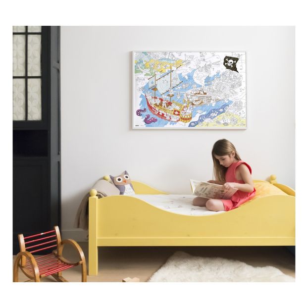 Pirates Giant Colouring Poster-product