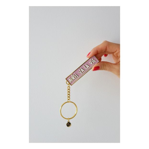 Ainsi Va La Vie Keychain-product