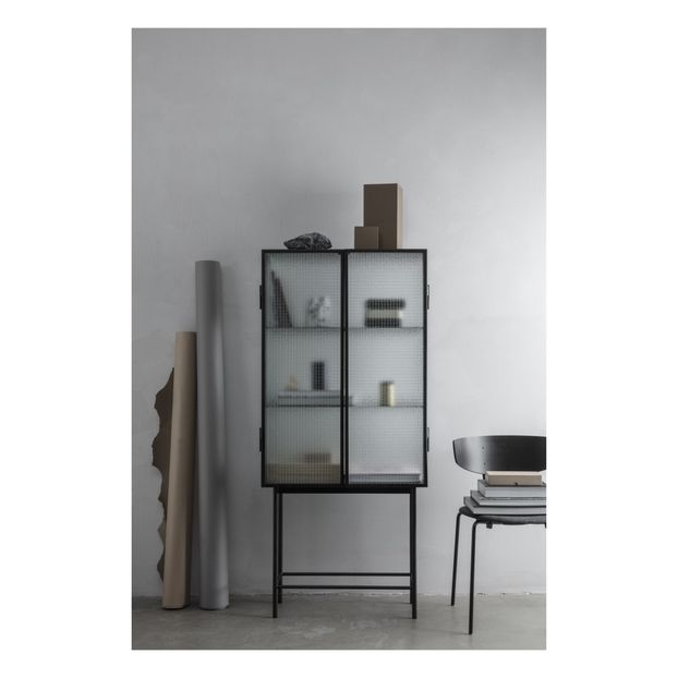 Chaise tapissée Herman en bois et métal-product