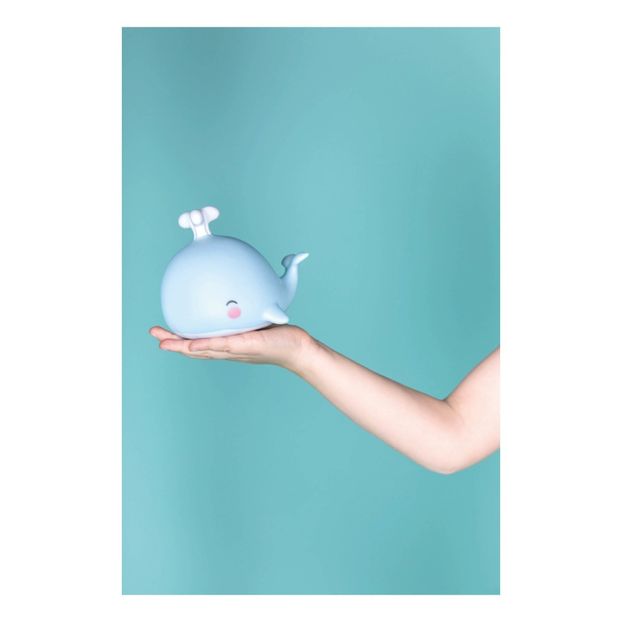 LED Whale Mini Nightlight-product
