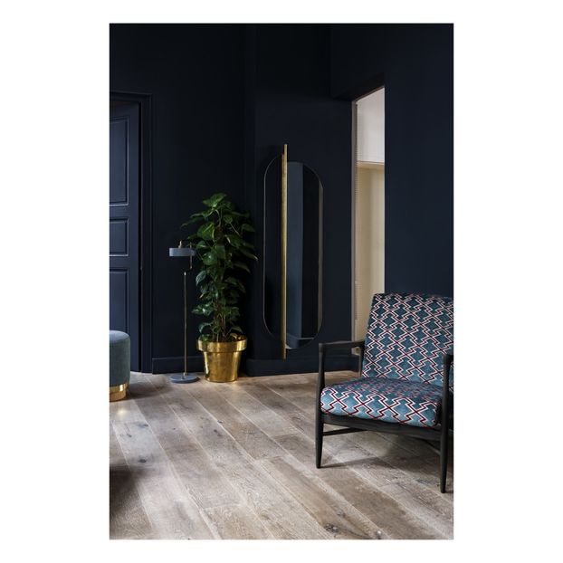 Fauteuil Floating, structure chêne teinté noir mat, tissu-product