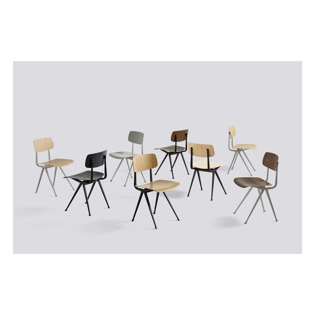 Chaise Result en chêne teinté - Réedition Friso Kramer & Wim Rietveld-product