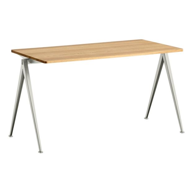 Mesa 140x65 cm Pirámide 01 de roble lacado brillante - Reedición Friso Kramer & Wim Rietveld-product