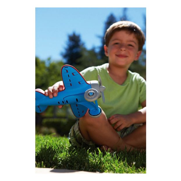 Avion avec hélice tournante-product