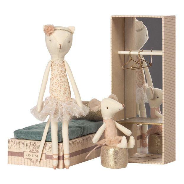 Dancing Cat and Mouse in Shoe Box, 28cm-product
