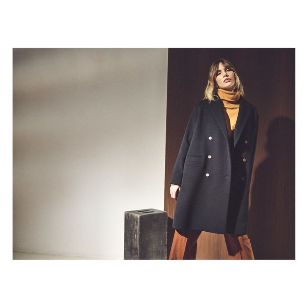 Milton Coat -product