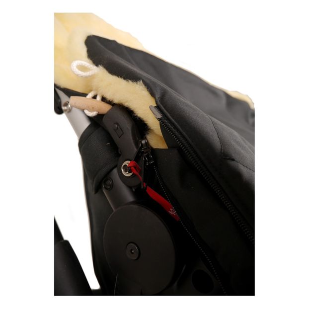 Naturell Sheepskin Footmuff -product