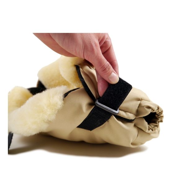 Double Sheepskin Hand Warmer -product