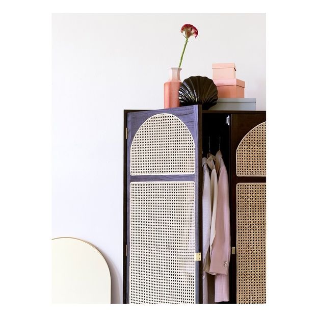 Retro Webbing Cabinet -product