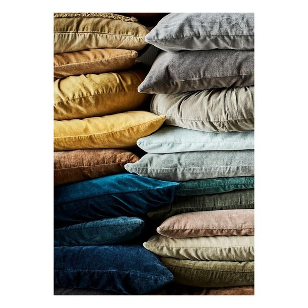 Velvet cushion cover-product
