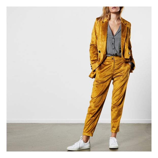 Bradfor Velvet Jacket -product