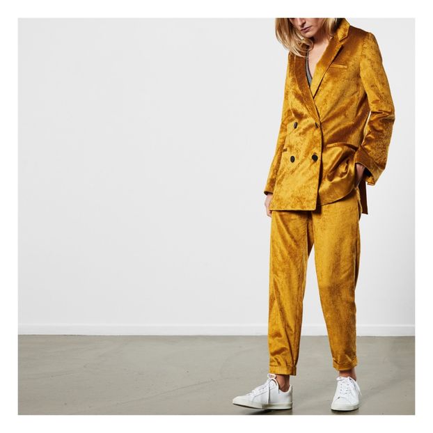 Bradfor Velvet Jacket -product