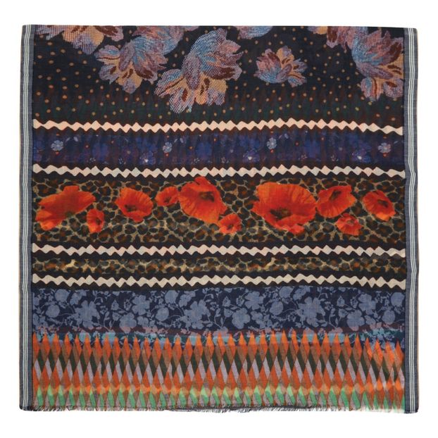 Vola Woolen Scarf -product