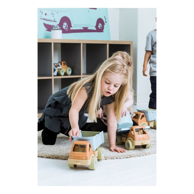 Bioplastic toy truck-product