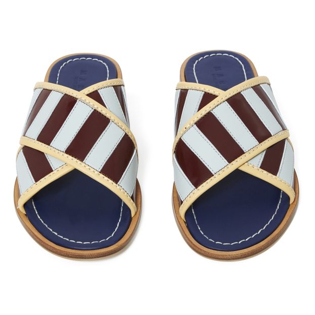 Sandalias Cuero Vernis Cruzadas-product