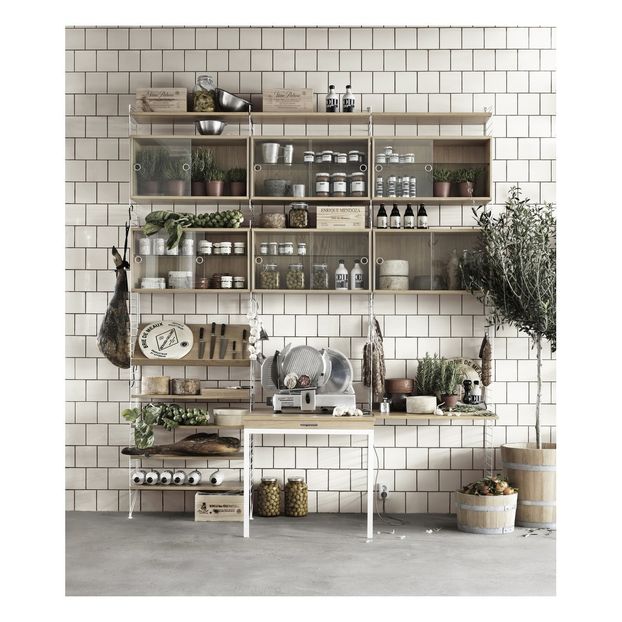 Porte-magazines en frêne teinté 58x30 cm-product