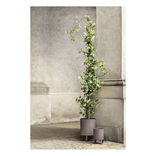 Bau steel plant pot-product