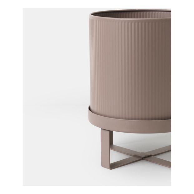 Bau steel plant pot-product