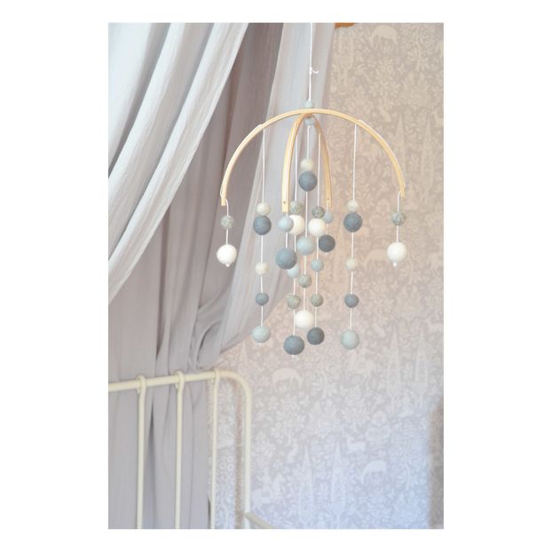 Wool felt mobile Grey Calm Design Baby Smallable