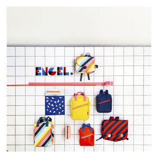 Engel Kleiner Rucksack aus recyceltem Kunststoff mit Reißverschluss-listing