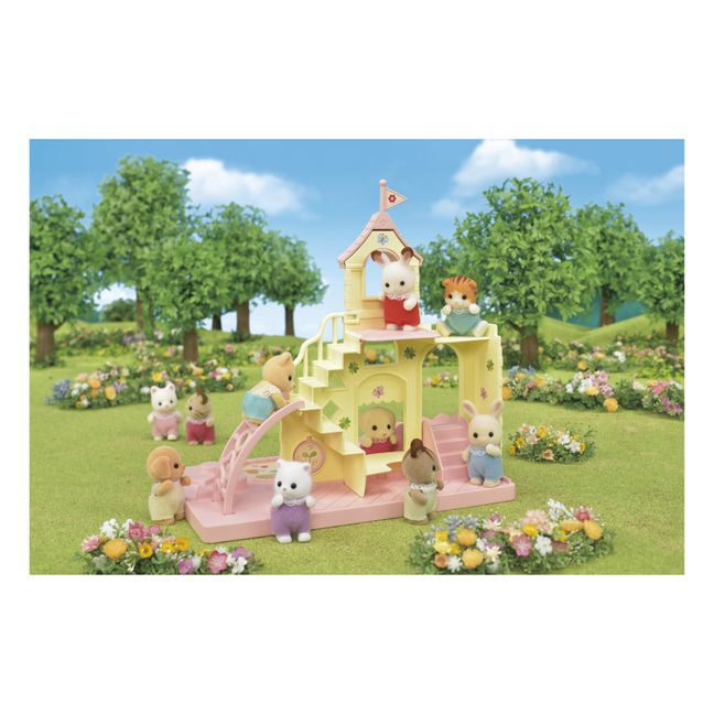 Château des bébés et bébé lapin