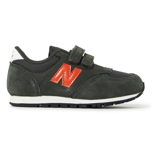 new balance velcro trainers