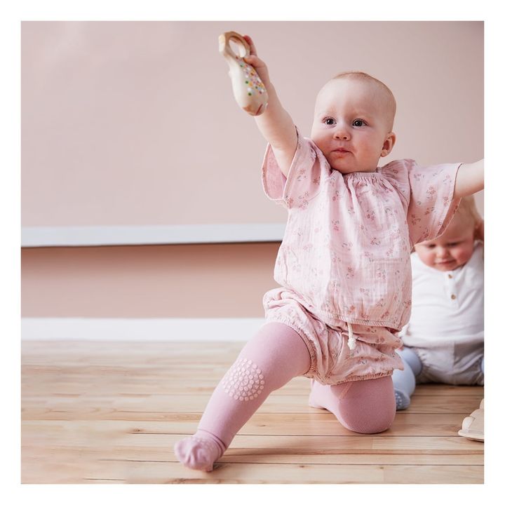 GoBabyGo Crawling Tights and non-slip socks for your child