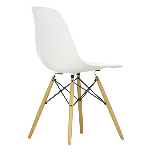 Chaise DSW plastic - piétement bois - Charles & Ray Eames | Blanc